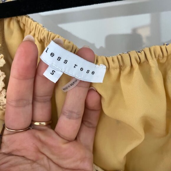 ENDLESS ROSE Floral Chiffon Crop Top Size Small - Picture 6 of 6